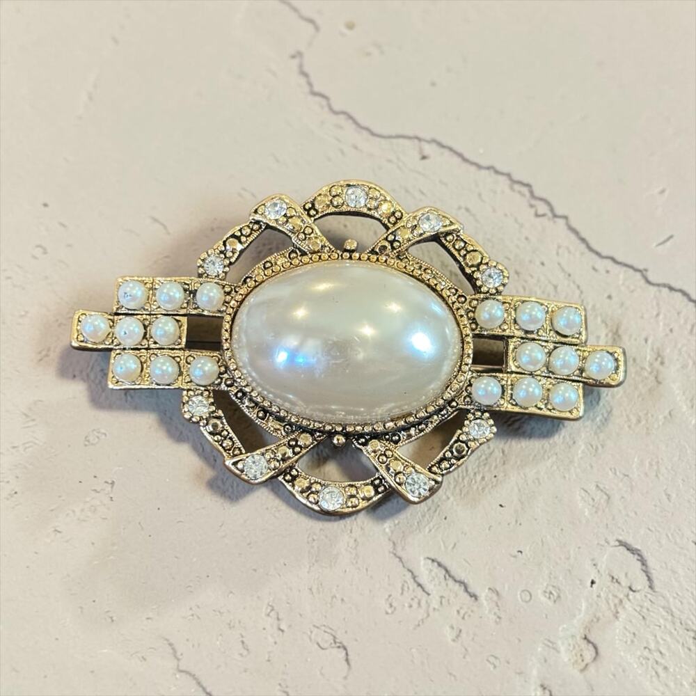 Pearl Cabochon Brooch Art Deco Style Rhinestone Gold Tone Gatsby Glam